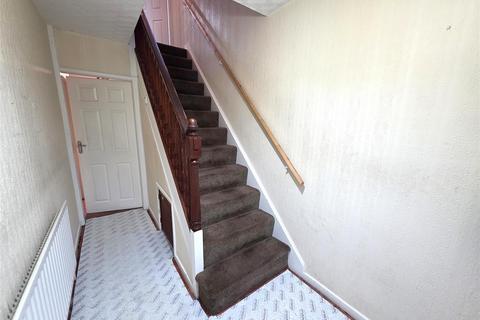 3 bedroom semi-detached bungalow for sale, Keldholme Close, Leeds