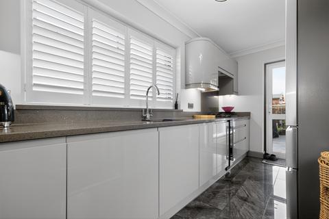 undefined, Nurstead Avenue, Longfield, DA3