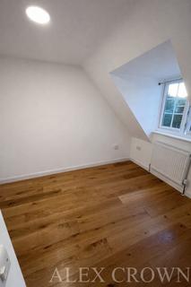 1 bedroom flat to rent, South End, Croydon