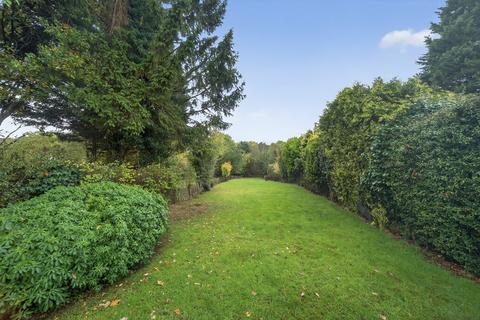 undefined, Millcrest Road, Waltham Cross, EN7