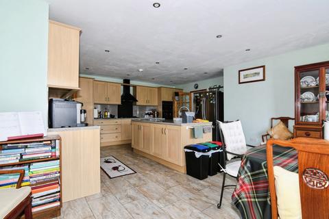5 bedroom detached bungalow for sale, Alverdiscott Road, Bideford, EX39