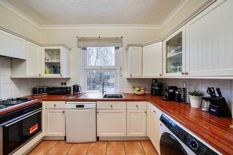 2 bedroom maisonette for sale, Beresford Road, Harrow