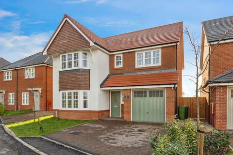 4 bedroom detached house for sale, Llys Hen Reilffordd, St. Asaph, LL17