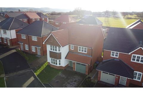 4 bedroom detached house for sale, Llys Hen Reilffordd, St. Asaph, LL17
