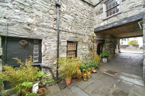 undefined, Bank Place, Porthmadog, LL49