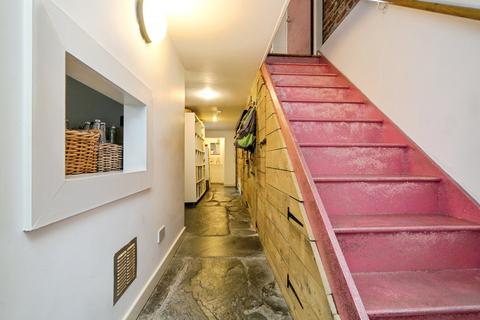 undefined, Bank Place, Porthmadog, LL49
