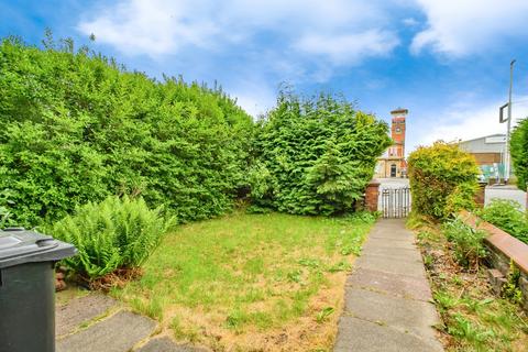 3 bedroom semi-detached house for sale, Manchester Road, Bury, BL9