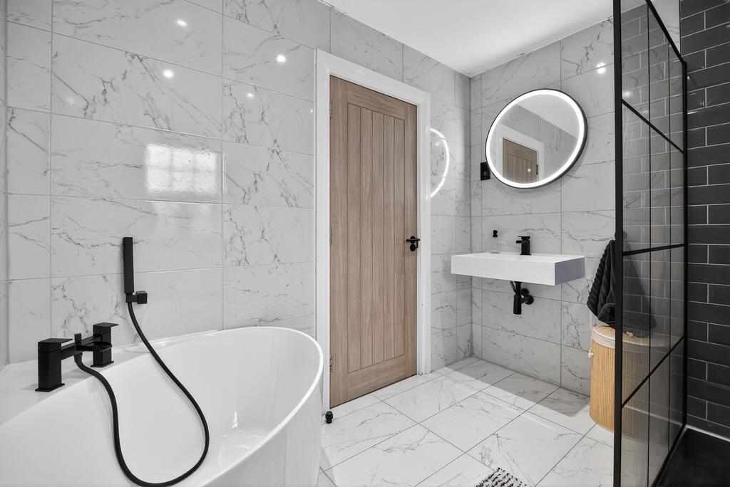 Master En-suite
