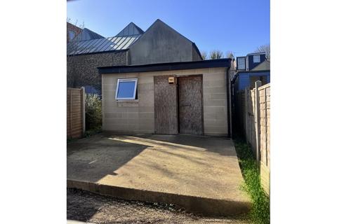 undefined, Brighton Road, South Croydon, CR2