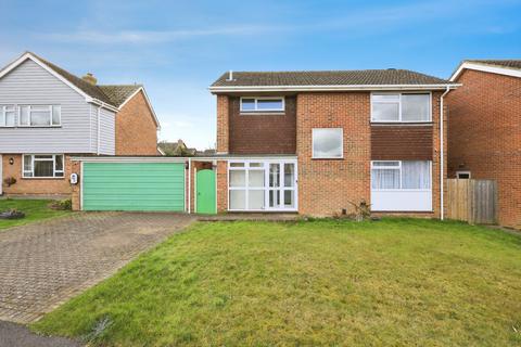 4 bedroom detached house for sale, Portland Close, Hailsham, BN27