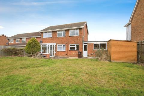 4 bedroom detached house for sale, Portland Close, Hailsham, BN27