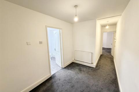 1 bedroom apartment to rent, Charlesville, Oxton