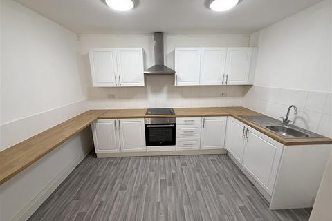 1 bedroom apartment to rent, Charlesville, Oxton