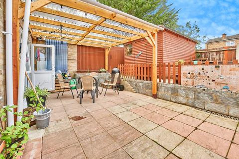 3 bedroom end of terrace house for sale, Fallowfield Court, Haverhill, CB9