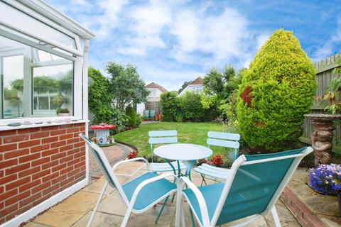 4 bedroom detached bungalow for sale, Heather Road, Bournemouth, BH10