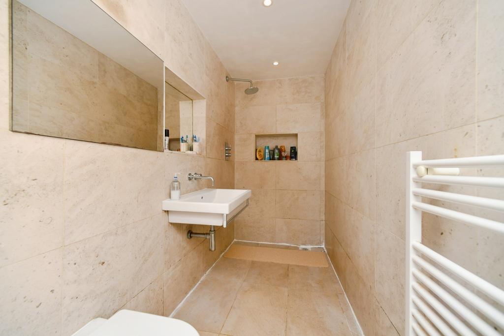 Master En-suite