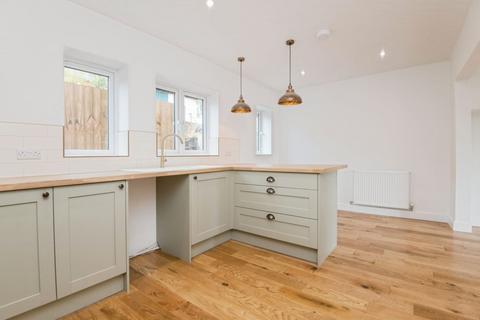 4 bedroom terraced house for sale, Passmore Road, Bradninch, EX5