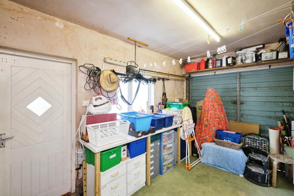 Integral Garage