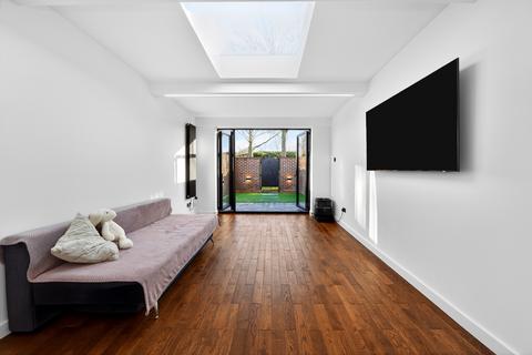 undefined, Pasfield Close, Waltham Abbey, EN9