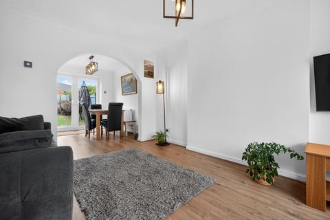 undefined, Byron Drive, Erith, DA8