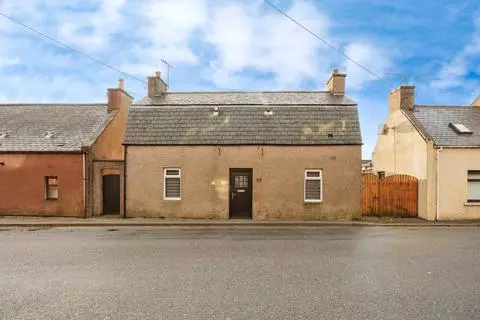 2 bedroom detached house for sale
