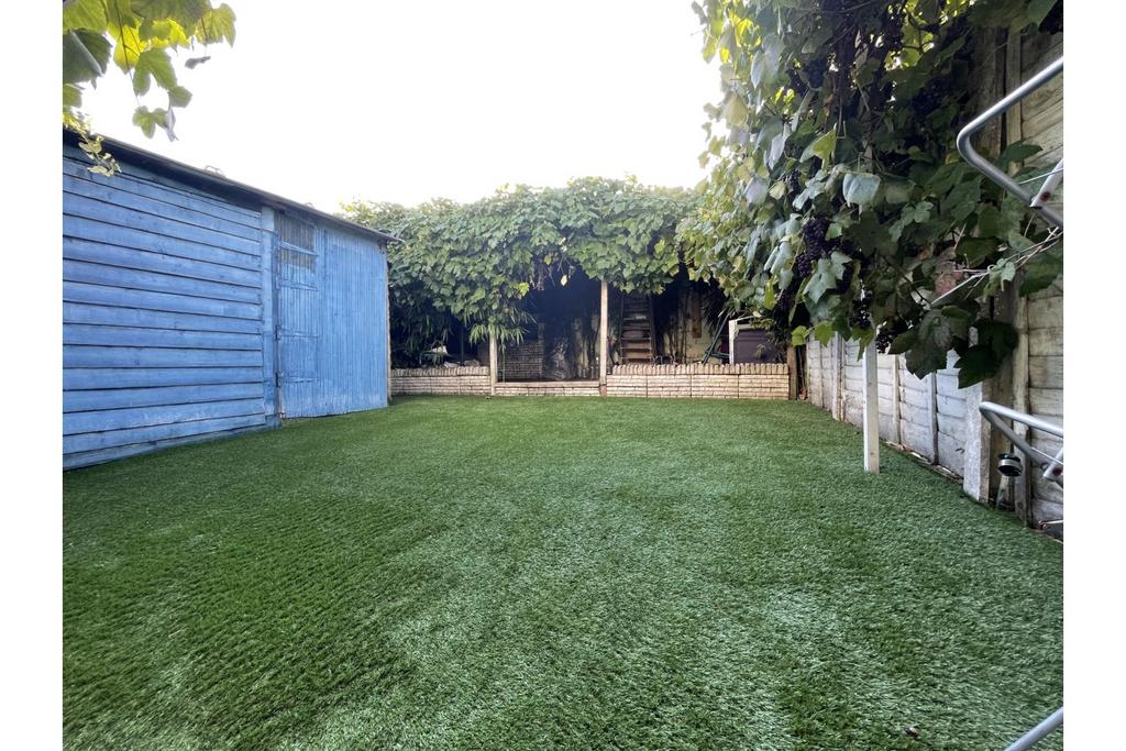 Shed