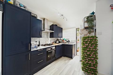 3 bedroom terraced house for sale, Amberley Grove, Croydon, CR0