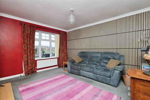3 bedroom end of terrace house for sale, Maitland Close, Bradford, BD15