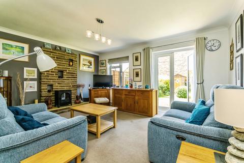 3 bedroom end of terrace house for sale, Wakehurst Place, Rustington, BN16