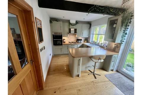 2 bedroom semi-detached house for sale, Kingston Grove, Bradford, BD10