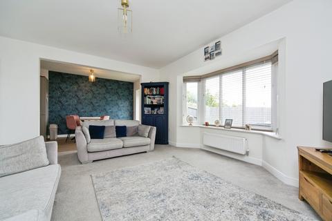 3 bedroom detached house for sale, Bryn Y Mor, Colwyn Bay, LL29