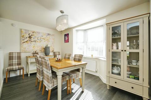 4 bedroom detached house for sale, Hargate Lane, Newton Solney, DE15