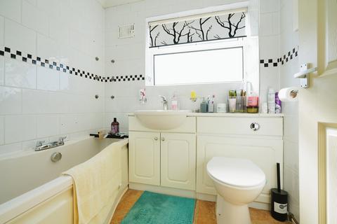 3 bedroom semi-detached house for sale, Hastings Road, Swadlincote, DE11