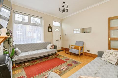 4 bedroom terraced house for sale, Hampden Street, Bradford, BD5