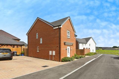 4 bedroom detached house for sale, Redwing Grove, Dover, CT16