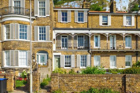 3 bedroom terraced house for sale, East Cliff, Dover, CT16