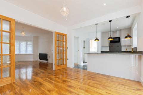undefined, The Vale, Coulsdon, CR5