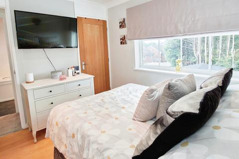 undefined, Farfield Close, Birmingham, B31