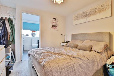 4 bedroom semi-detached house for sale, Beamish Road, Poole, BH17