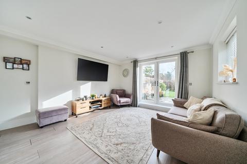undefined, High Street, Old Woking, Woking, GU22