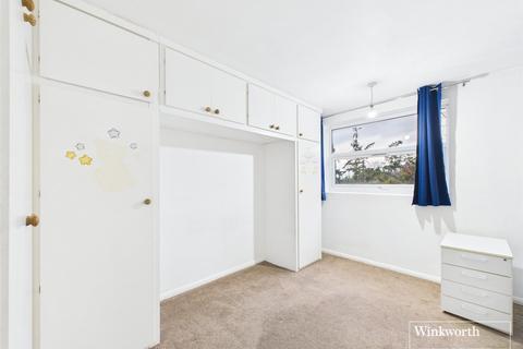 2 bedroom apartment to rent, Fairview Court, London NW4