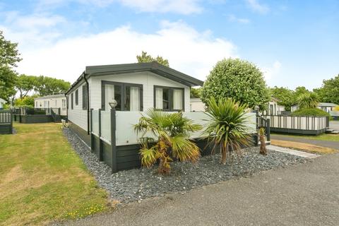 undefined, Conwy, Conwy, LL32