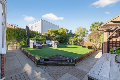 4 bedroom semi-detached house for sale, Orchard Way, Croydon, CR0