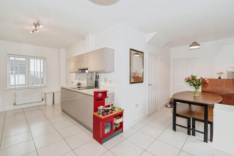 4 bedroom detached house for sale, Dobson Rise, Bradford, BD10