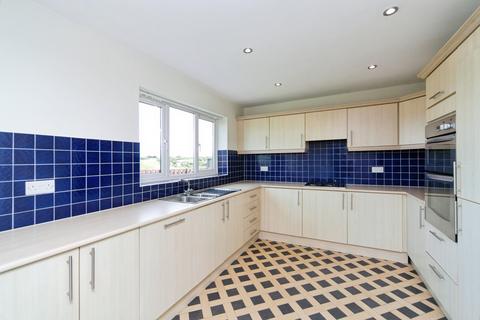 4 bedroom detached house for sale, Trearddur Road, Holyhead, LL65