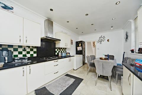 5 bedroom end of terrace house for sale, Richmond Road, Croydon, CR7