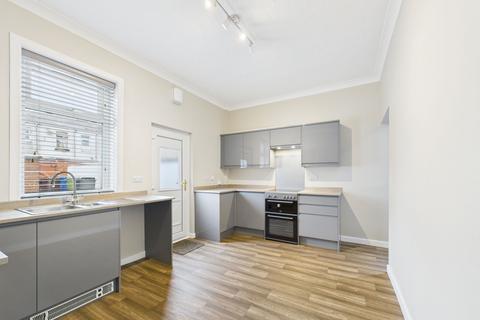 3 bedroom terraced house to rent, Clifford Street, Leigh WN7