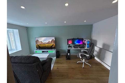 undefined, Beeston Close, Bolton, BL1