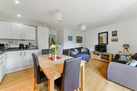 2 bedroom flat to rent, Corsica Street, London, N5