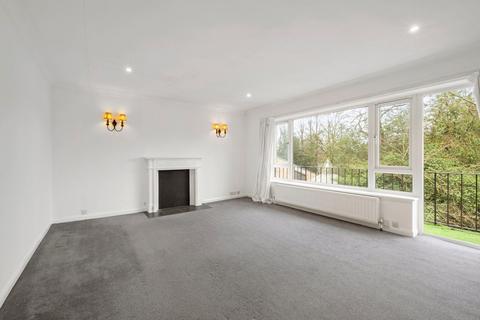 2 bedroom apartment for sale, Conifers, Weybridge, KT13